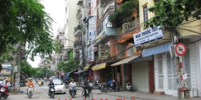 Bán Gấp Nhà Mặt Phố Vọng 140m V.Trí đẹp-Kinh Doanh Sầm Uất chỉ 15.2 tỷ