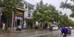 CẦN bán Showroom kinh doanh, mặt bằng kinh doanh mặt tiền Điện Biên Phủ TP Huế