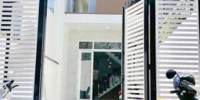 Nhà 90m2 1 trệt 2 lầu gần trung tâm hành chính