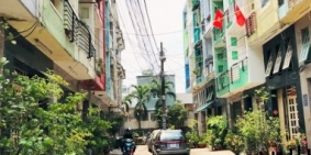 Nhà khu biệt lập Trịnh Đình Trọng, Tân Phú, 3.9x15m Nhà 2 lầu. Giá 6.8 tỷ