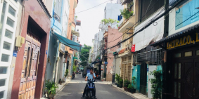 Bán nhà hẻm 8m thông đường Gò Dầu, P.Tân Quý, Q. Tân Phú, nhà cấp 4. DT 5m x 8m.