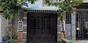 Cần tiền bán gấp căn nhà mặt tiền 4x15m