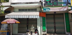 TÔI CẦN BÁN CĂN NHÀ NGAY CHỢ ĐỨC HÒA, ĐỐI DIỆN TIỆM VÀNG THẾ LAI 4*20M, 1,7 TỶ