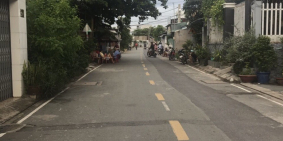 Nhà cấp 4 cho mọi gia đình Lê Thị Hà.Hóc Môn.Dt 75m2..Giá 1,1 tỷ.L/H 0987894647