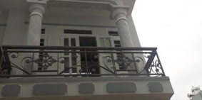 1trệt 2 lầu đúc thật giá: 1.62 tỷ, gần đường Nguyễn Ảnh Thủ