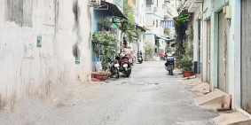 Bán nhà đẹp Bến Phú Lâm Q6 - ở ngay - 30m2 – giá rẻ 4.5 tỷ.