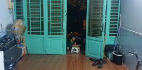 Cần bán nhà view Bến xe miền Tây thoáng mát.