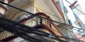 Bán nhà Nguyễn Trãi  cạnh ROYAL - LÔ GÓC - KINH DOANH, DT 30M2,  GIÁ HƠN 3 TỶ.