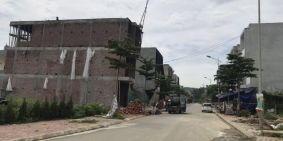 Đất nền 800tr trả trước 240tr 2 năm sau thanh toán toàn bộ.