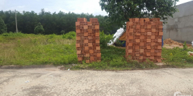 Vợ Chồng Tôi Bán Gấp Lô Đất Gần KDL Đại Nam Giá Tốt