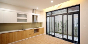 cho thuê nhà ở Trương Định, 94m x4,5 tầng, 35tr/th