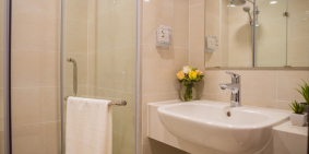 Bán căn hộ Sunrise City đường Nguyễn Văn Linh Q7 3PN 2WC  (Tặng full nội thất)