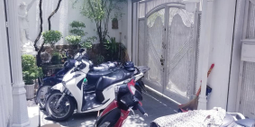 Biệt Thự 132m2, Ngang 8m, 4 Tầng, hẻm 251 Lê Quang Định, Bình Thạnh.