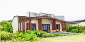 Bán gấp 1 biệt thự nghỉ dưỡng và 1 căn hộ mặt biển tại Bãi Dài - tổng giá 23 tỷ