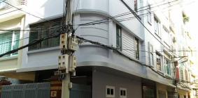 Bán nhà lô góc, Ôtô tránh, VP nhà đẹp, Hoàng Quốc Việt, 12.5 tỷ