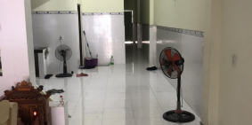 GIA ĐÌNH CHUYỂN VÊ BẮC SINH SỐNG BÁN   LẠI CĂN NHÀ CẤP 4 DIỆN TÍCH 150M2