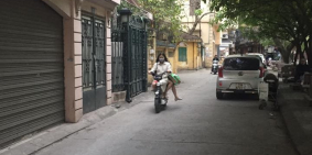 Bán nhà Tây Sơn ô tô đỗ cửa, mặt hồ, tiện kinh doanh,DT:34m, MT:4,4m, 4.6 tỷ.