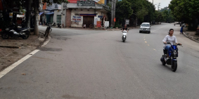 Chính chủ bán nhà mặt phố An Dương Vương, thành phố Hòa Bình