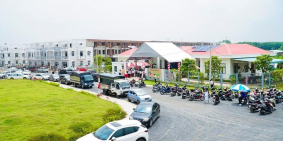 Bán nhà phố liền kề và biệt thự nghỉ dưỡng 1 trệt 2 lầu, sát bên Khu Công Nghiệp