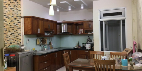 Bán nhà 2 lầu 1 trệt, 1 tum hẻm 8m đường Lê Lợi, TP Vũng Tàu