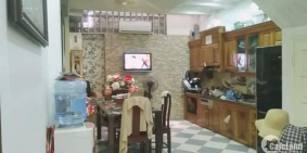 Bán gấp nhà phố Linh Lang, Ba Đình, DT 78m2, 5 tầng, 8,3 tỷ, có gara ô tô.