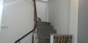 Bán gấp nhà Đường Bưởi,60m x 6 tầng MT6m giá 3.4 tỷ.giá siêu đẹp.0981579666