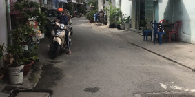 Mặt tiền đường lớn-Giá hẻm xe hơi-Giáp Q.1-Giá rẻ ngỡ ngàng:bán nhà Nguyễn Lâm,B