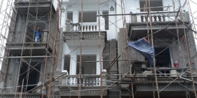 ban nhà 1 trệt 3 lầu cách mặt tiền võ thị sáu 5m   phường dĩ an bình dương