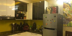 Bán nhà mặt ngõ 154 Chợ Khâm Thiên, Đống Đa, ba gác đỗ, 5 tầng, 2 tỷ 3. LH Phú