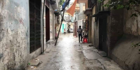 Cực Hiếm chỉ 2 tỷ Nhà Bạch Đằng 10 phút ra Bờ Hồ, 30 m2, 5 tầng