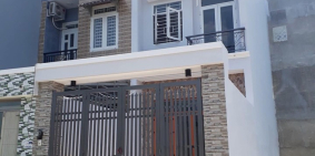 bán gấp nhà 2 lầu tân phú trung  củ chi giá rẻ 850 triệu