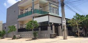 Bán nhà trung tâm huyện đảo Phú Quý sổ chính chủ để lại toàn bộ nội thất