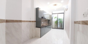 Nhà đẹp Phạm Văn Chí F8 Q6 - có nội thất - 99m2 - 4.15 tỷ.