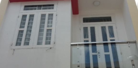 Nhà 2 lầu 2.4 tỷ 80m2 đường Hồ Học Lãm sát Đại lộ Võ Văn Kiệt P16 Q8