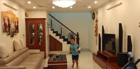 Bán nhà phân lô 42m2*4 tầng Phố Nguyễn Tuân 4.3 tỷ.