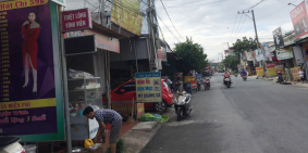 Bán Nhà Mặt Tiền Chợ Kinh Doanh  Giá 4.2ty