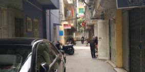 Nhà hiếm S41m2, MT:4m giá 2.4 tỷ gần đường đua F1