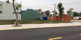 Bán đất mặt tiền Phan Văn Hớn gần UBND.