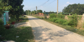 cần tiền bán gấp 2 lô đất gần KCN Tân Phú Trung