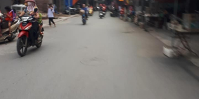 Diện tích 90m2 mặt tiền 5m,vỉa hè 5m cần bán