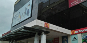 Cho thuê mặt bằng góc 2 mặt tiền đường Võ Văn Ngân, P. Linh Chiểu, Q. Thủ Đức.