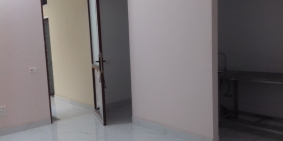 Cho thuê 3 phòng mới xây tại Xóm Đình Yên Xá, yên tĩnh, thoáng mát.