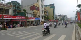 Chính chủ, Cho thuê nhà mặt phố Lê Trọng Tấn, gần ngã tư sở