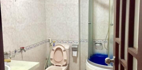 - Cho thuê ngay tầng 1, tầng 2 trong ngõ Nguyễn Khánh Toàn