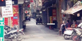 Bán nhà phố Giải Phóng Quận Hoàng Mai DT 60m2.Giá 4.5tỷ Ôtô chạy qua nhà, Kinh D