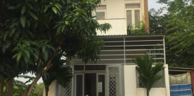 Cho thuê nhà 2 tầng mặt tiền đường 7m5 bên hông bệnh viện ung Bứu giá 6 triệu