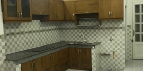 cho thuê thà nguyên căn 130m2 số 127/27 dường mễ cốc, p.15, q.8