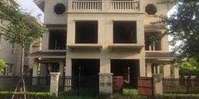 Biệt thự lô góc tại  gần chùa thầy, cạnh đại lộ thăng long