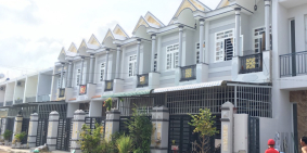 NHÀ PHỐ LIỀN KỀ NẰM GẦN KHU DÂN CƯ TRUNG THÀNH, KHU CÔNG NGHIỆP CẦU TRÀM.