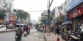 Cần tiền bán gấp nhà gần trường Bách Khoa. Diện tích 36m, sổ đỏ chính chủ.